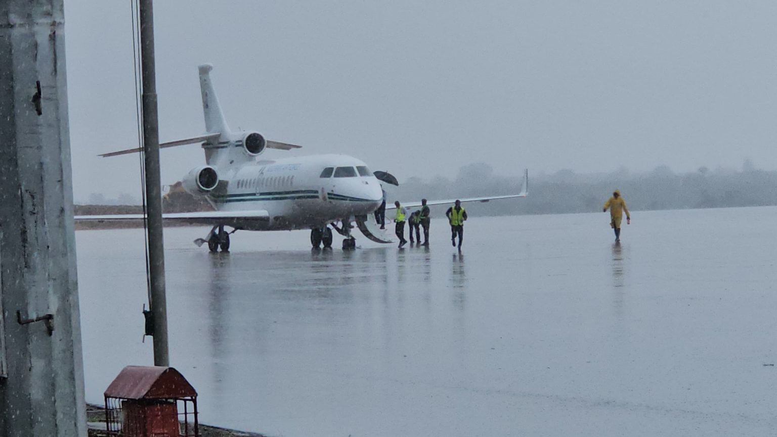 Tinubu's Advance Team Lands On Upgraded Ibadan Airport for Olubadan Coronation